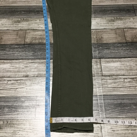 Old Navy Slim Jeans Men’s 30x32 Olive Green Built In Flex Denim - Picture 2 of 9